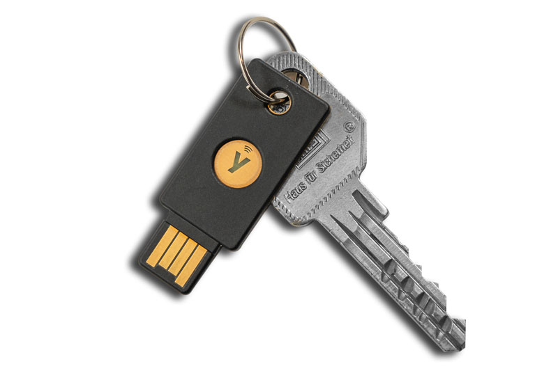 43960 - Yubikey 5 (USB-A) NFC Token - 43960-1